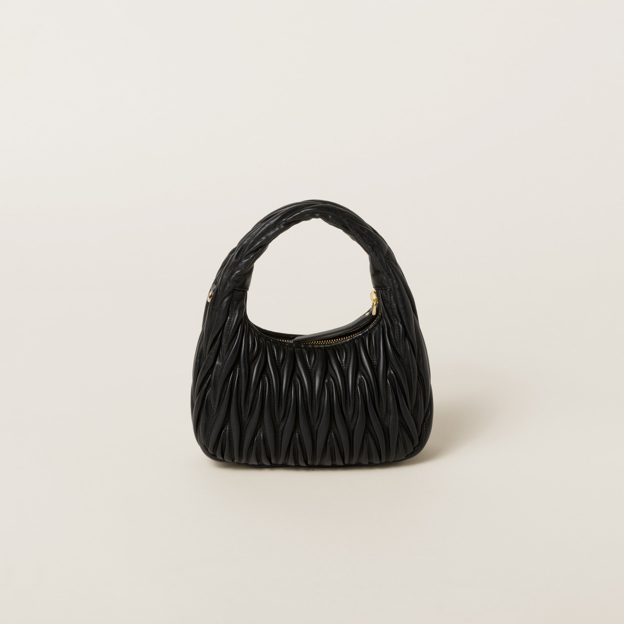 Miu Miu Wander nap leather hobo bag Black -  حقيبة هوبو أسودWander جلد
