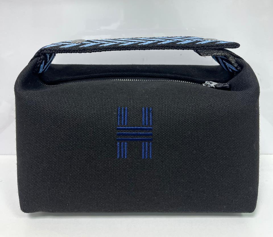 Hermes Bride à brac cloth vanity case in black Canvas with blue Handle 22 cm