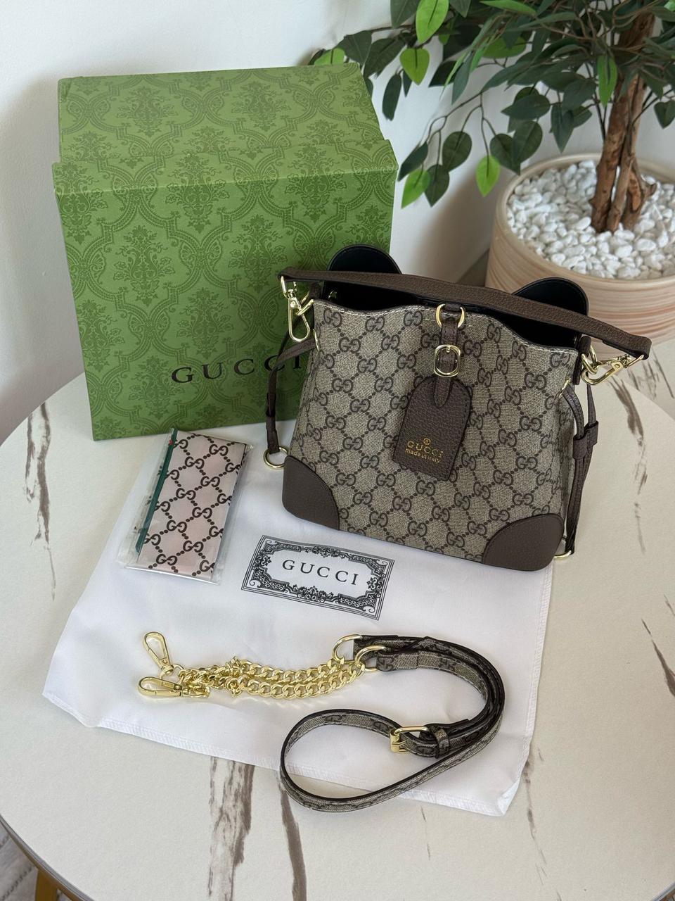 Gucci Small Bucket Bag GG Supreme Canvas – Beige/Brown 21 cm