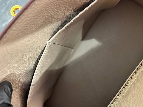Hermès Kelly 20 Sellier Bag in Beige Epsom Leather with Gold Hardware 22 cm