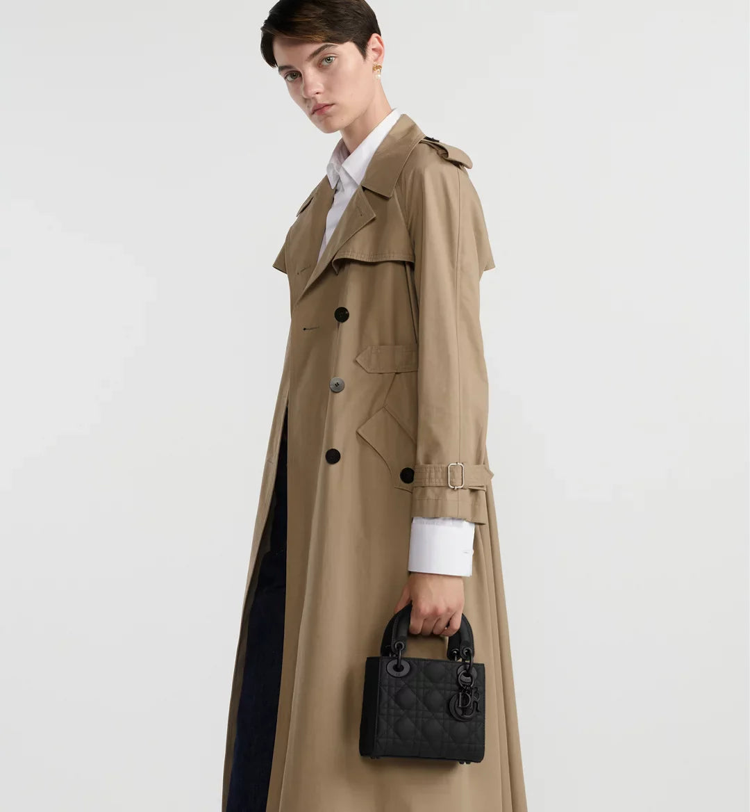 Dior Lady Dior Medium Bag in Matte Black Cannage Calfskin with Black Hardware 20 cm