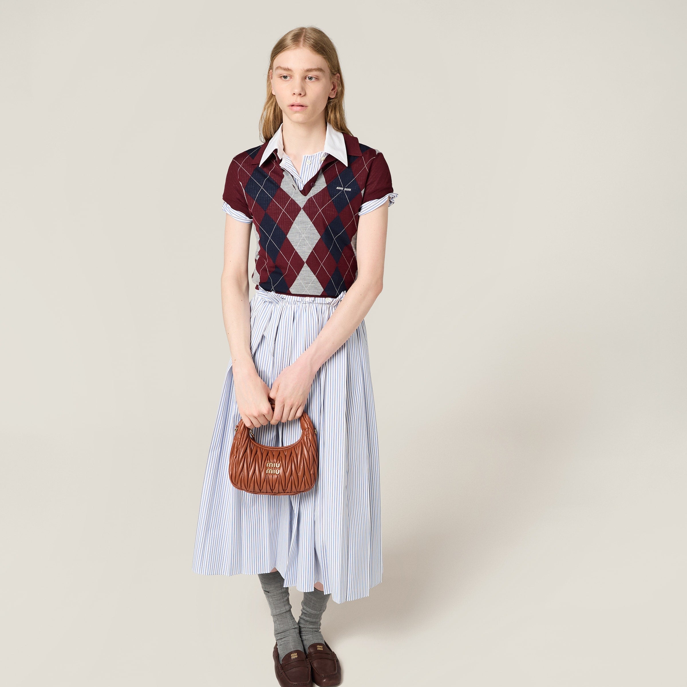 Miu Miu Wander nap leather hobo bag Rust -  حقيبة هوبو بني فاتح Wander جلد