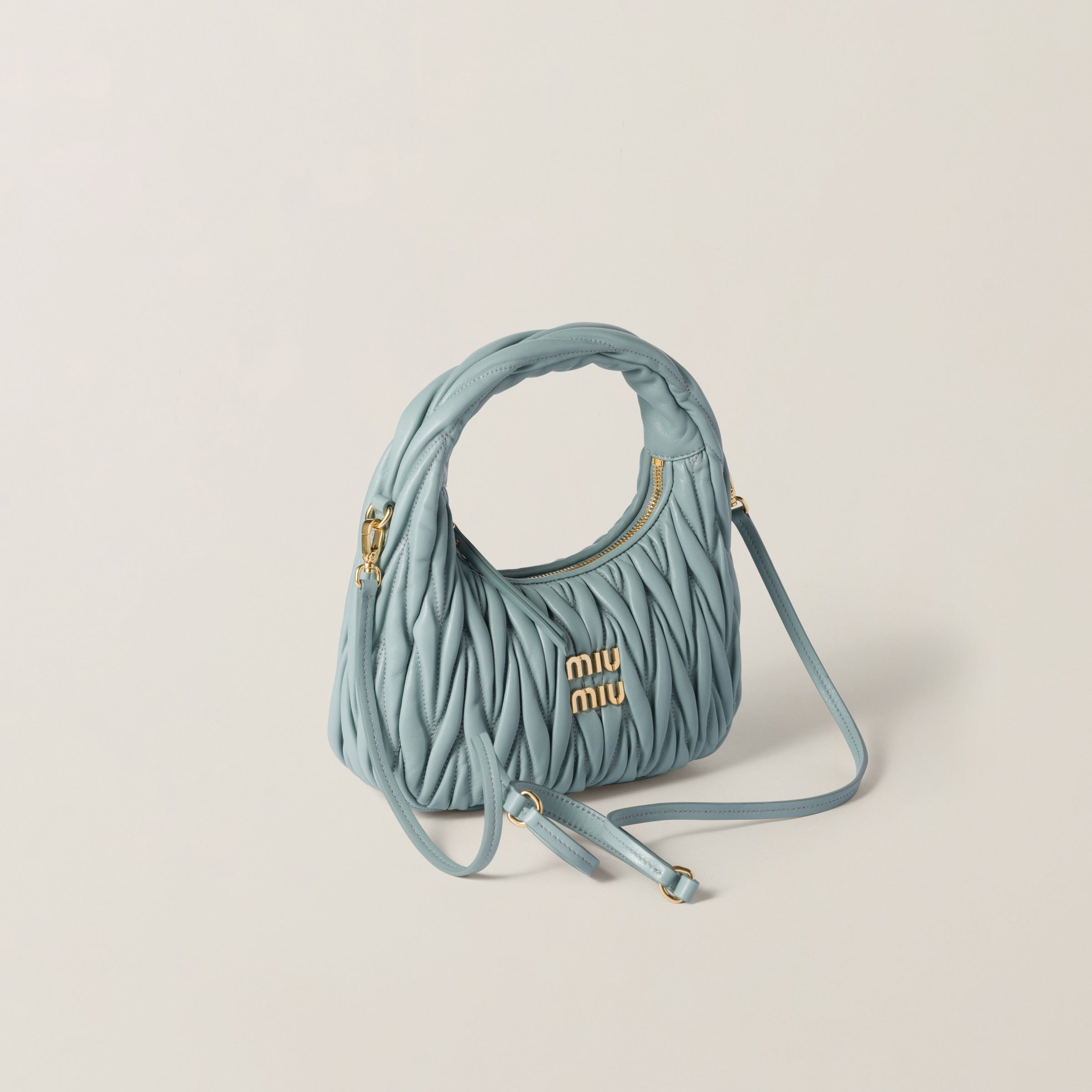 Miu Miu Wander nap leather hobo Powder Blue -  حقيبة لبني Wander جلد