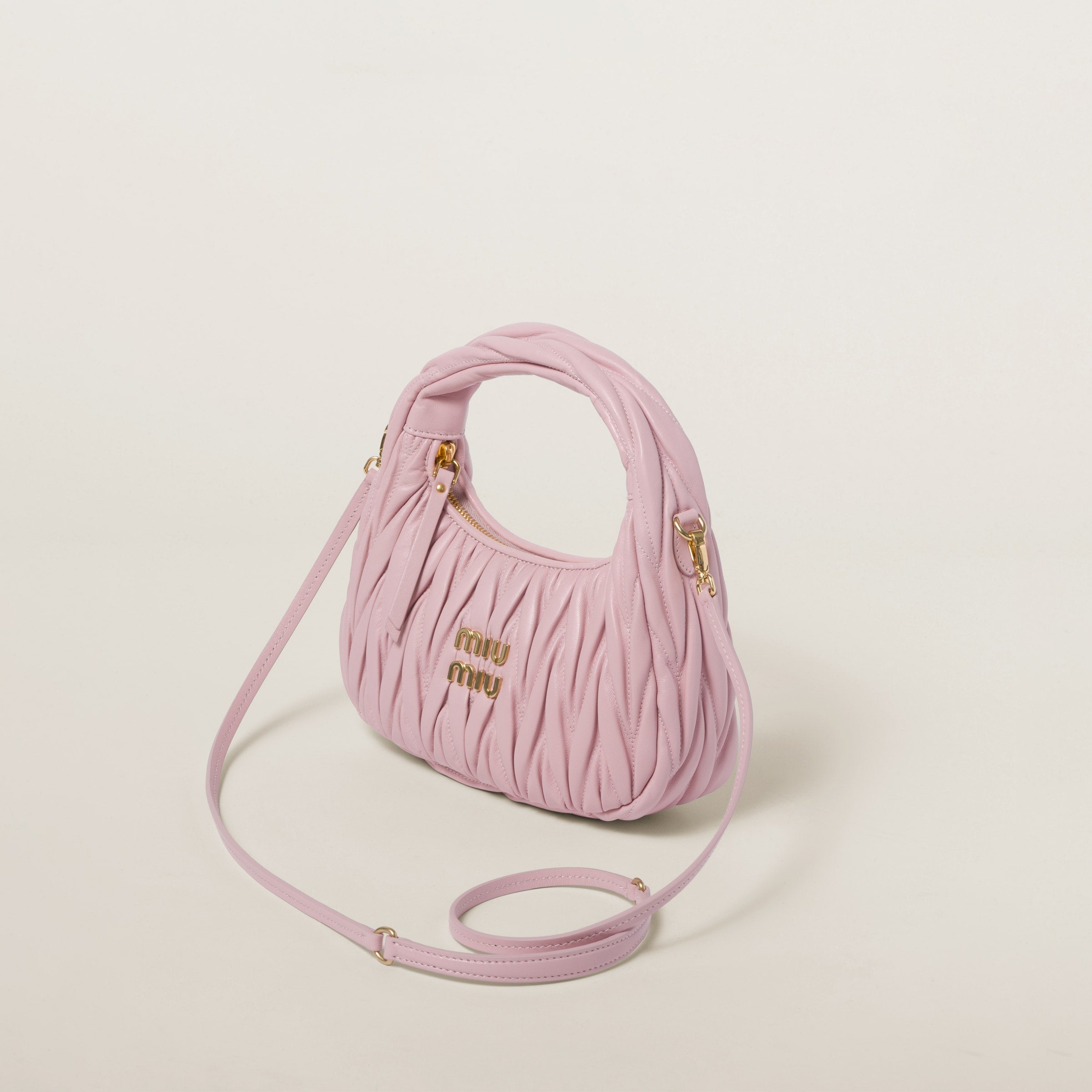 Miu Miu Wander nap leather hobo Alabaster Pink -  حقيبة وردي مرمري Wander جلد