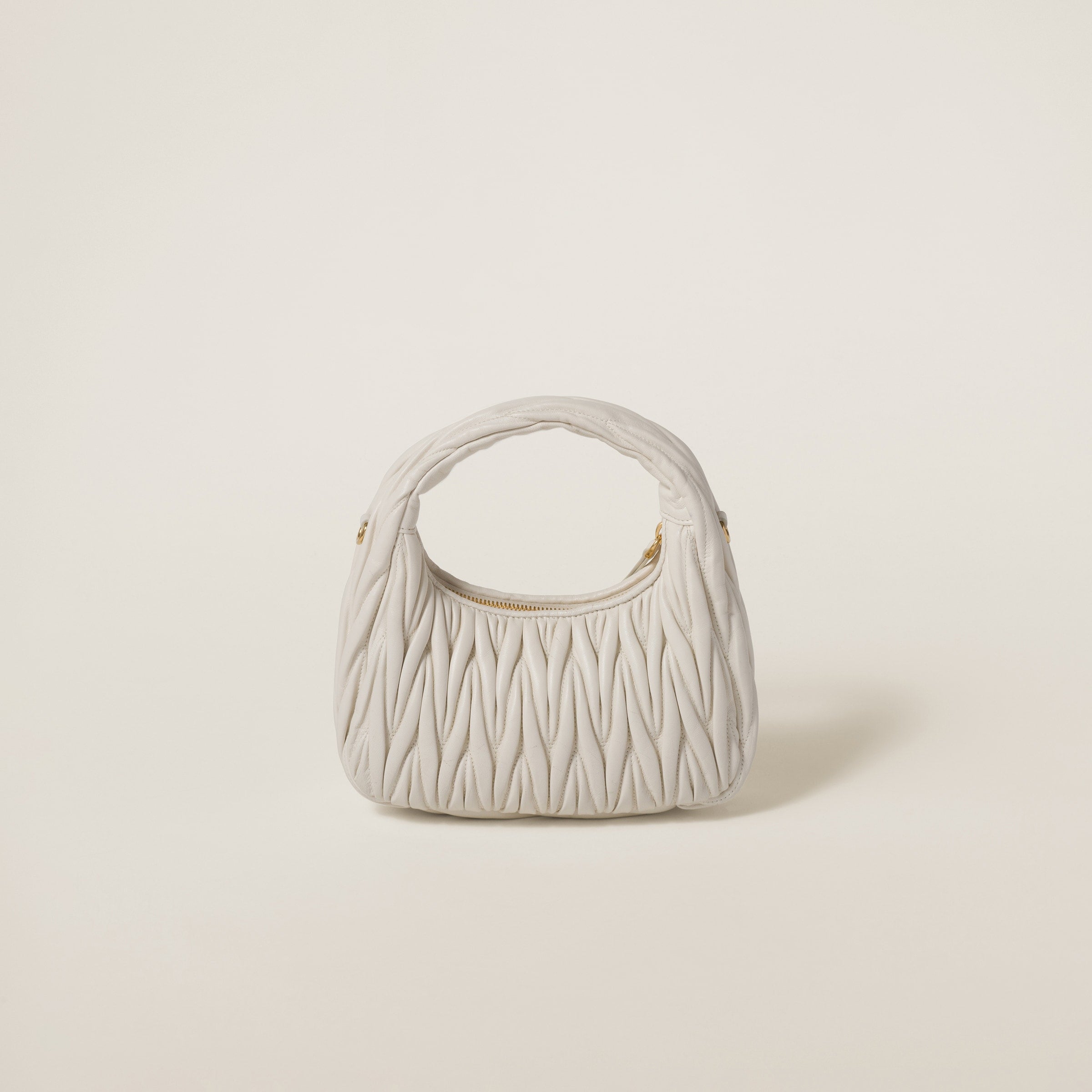 Miu Miu Wander nap leather hobo bag White -  حقيبة هوبو أبيض Wander جلد