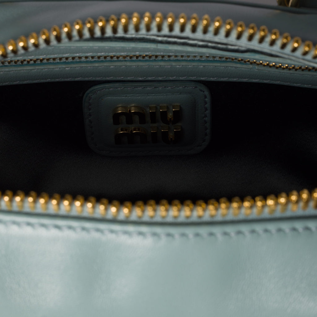 Miu Miu Arcadie leather bag matelassé Powder Blue - حقيبة Arcadie جلد لون لبني ماتلاسي
