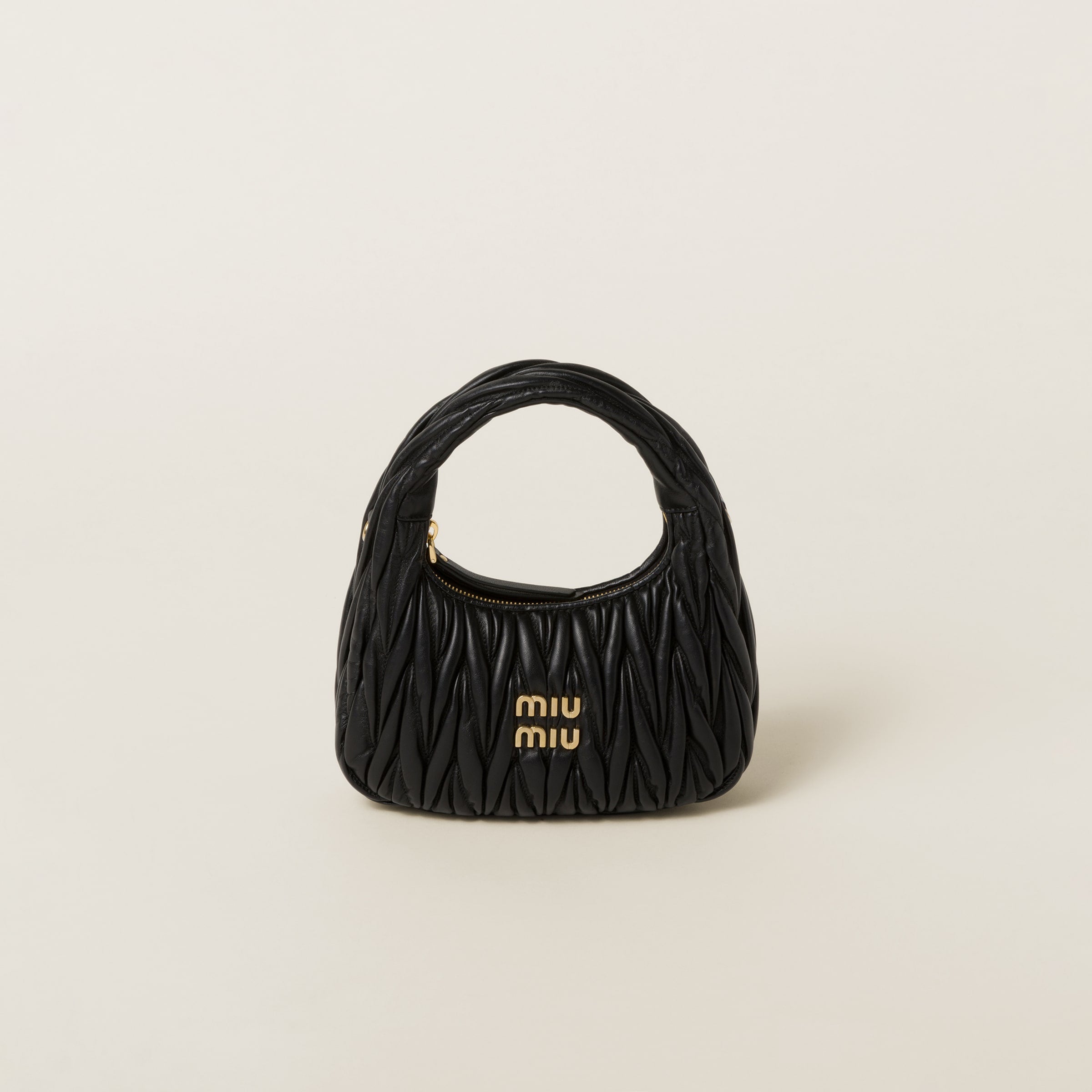 Miu Miu Wander nap leather hobo bag Black -  حقيبة هوبو أسودWander جلد