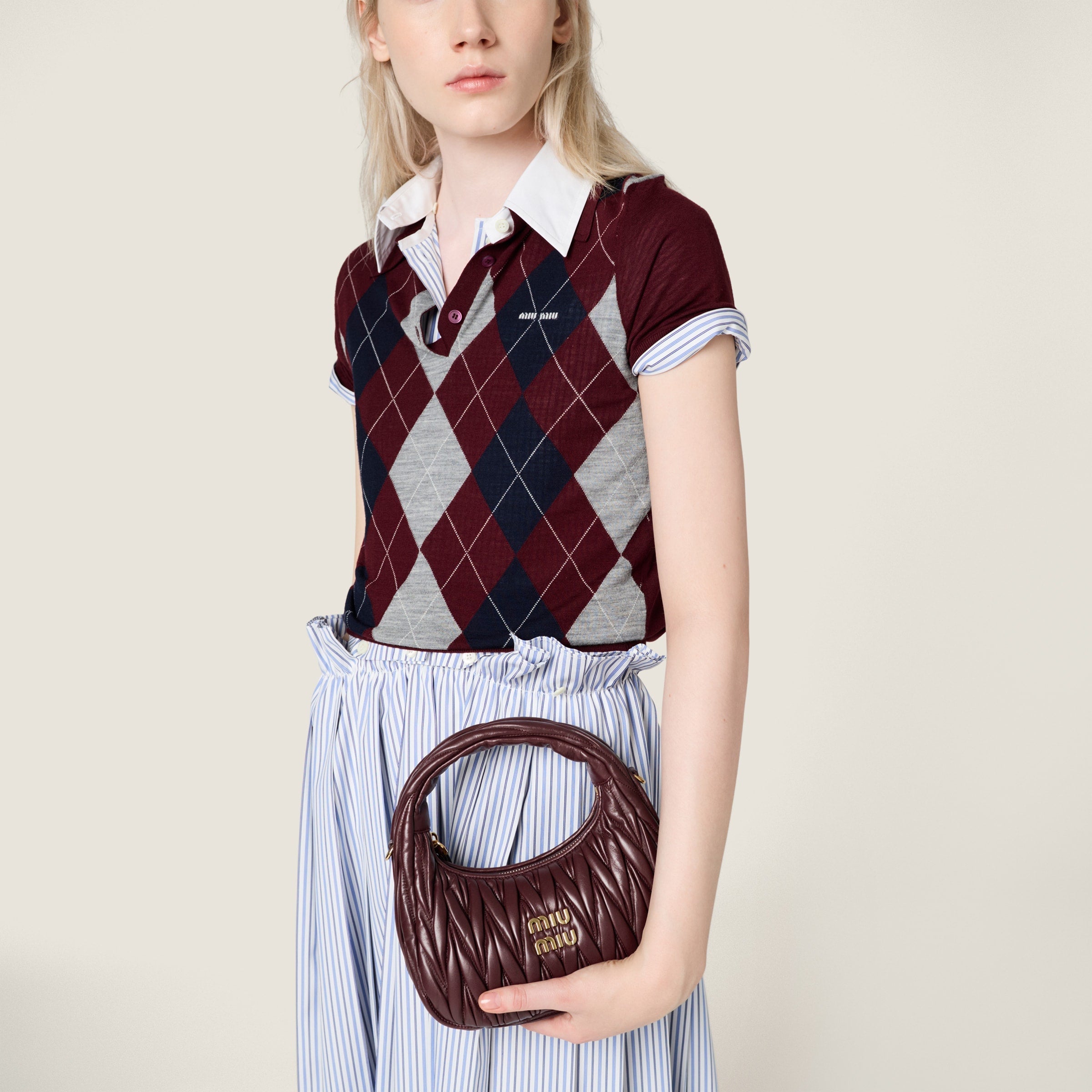 Miu Miu Wander nap leather hobo bag Burgundy -  حقيبة هوبو نبيتي غامق Wander جلد