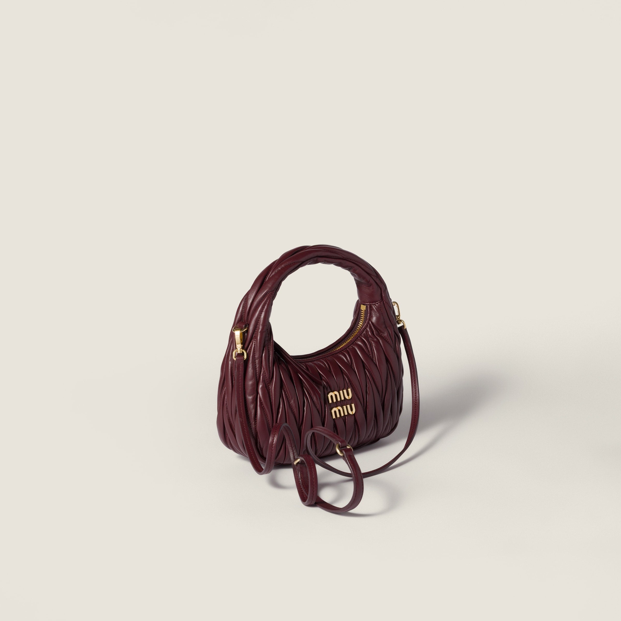 Miu Miu Wander nap leather hobo bag Burgundy -  حقيبة هوبو نبيتي غامق Wander جلد