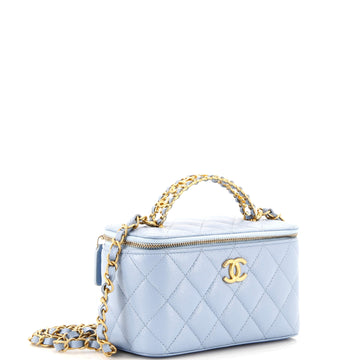 Chanel Vanity Case in Light Blue Quilted Lambskin with Gold Hardware 17 cm