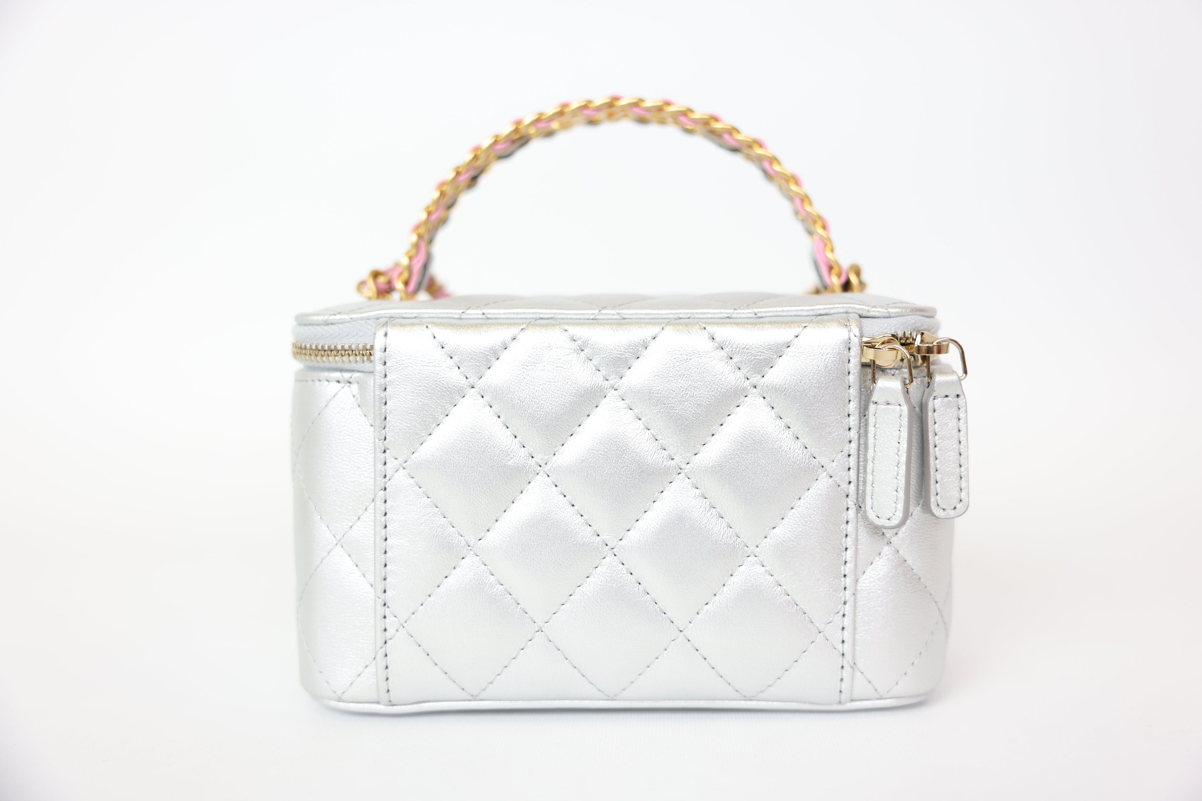Chanel Vanity Case in Silver Lambskin with Gold Hardware 17 cm