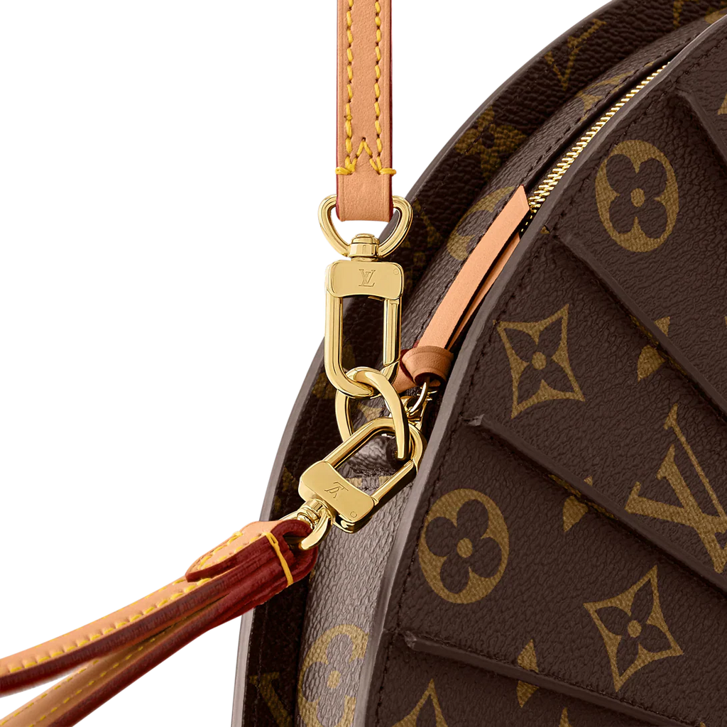 Louis Vuitton LV Fan Crossbody Bag in Brown Monogram Canvas 36 cm