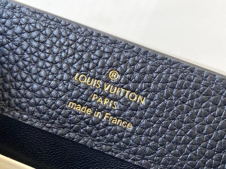 Louis Vuitton Capucines Mini Bag in Black Grained Leather and Gold Hardware 22 cm