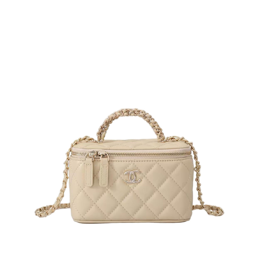 Chanel Vanity Case in Beige Lambskin with Gold Hardware 17 cm