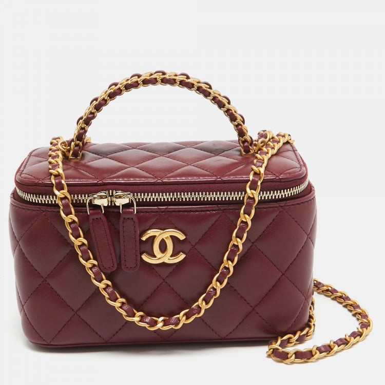 Chanel Vanity Case in Burgundy Quilted Lambskin with Gold Hardware 17 cm
