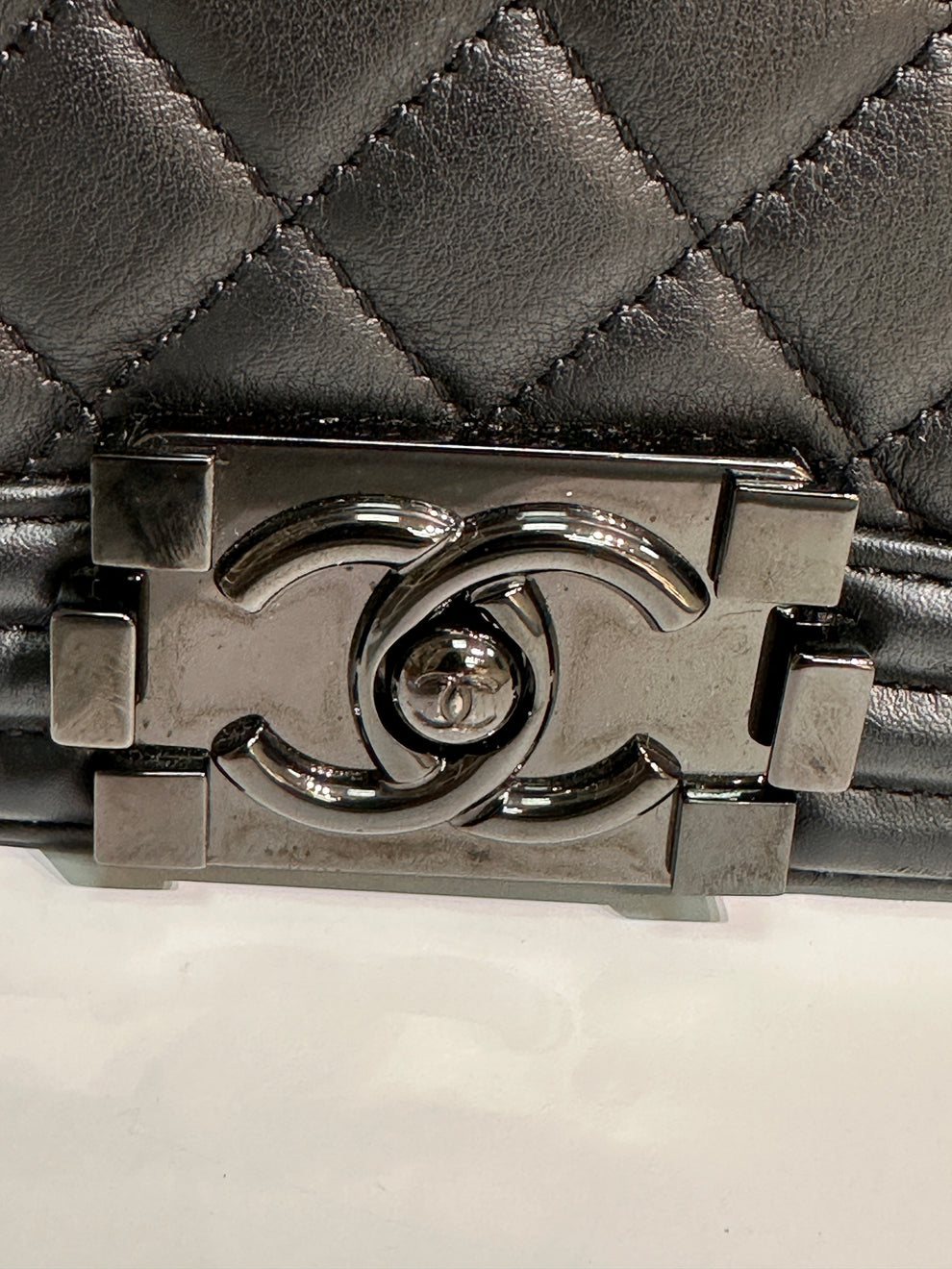 Chanel Boy Bag in Black Quilted Lambskin with black Hardware