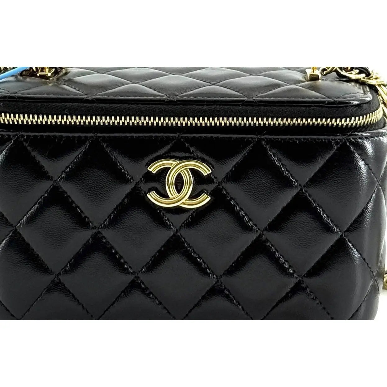 Chanel Vanity Case in Black Patent Leather Lambskin with Gold Hardware 17 cm